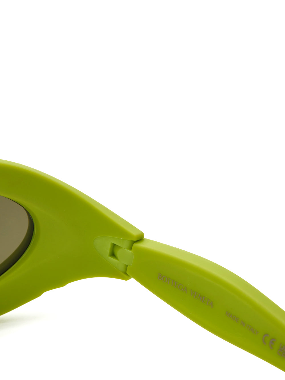 Lunettes de soleil en caux caoutchouillé bottega vénitate d'acétate