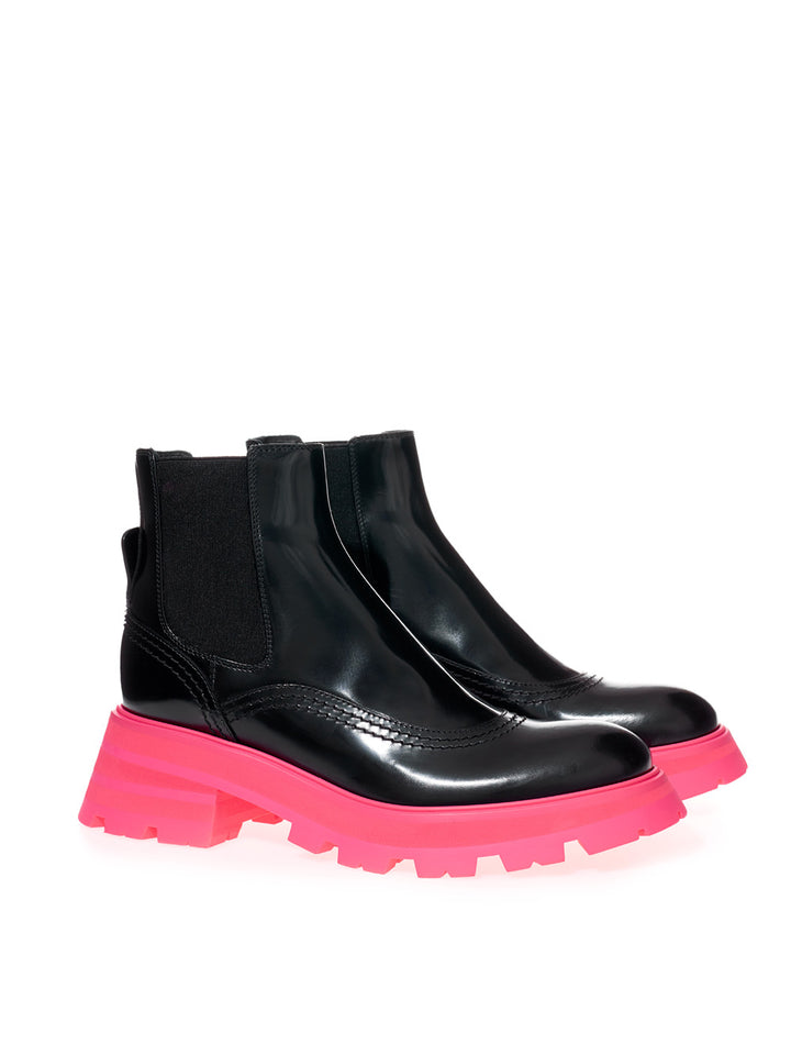 Alexander McQueen Fluo Pink Sole Chelsea Boots