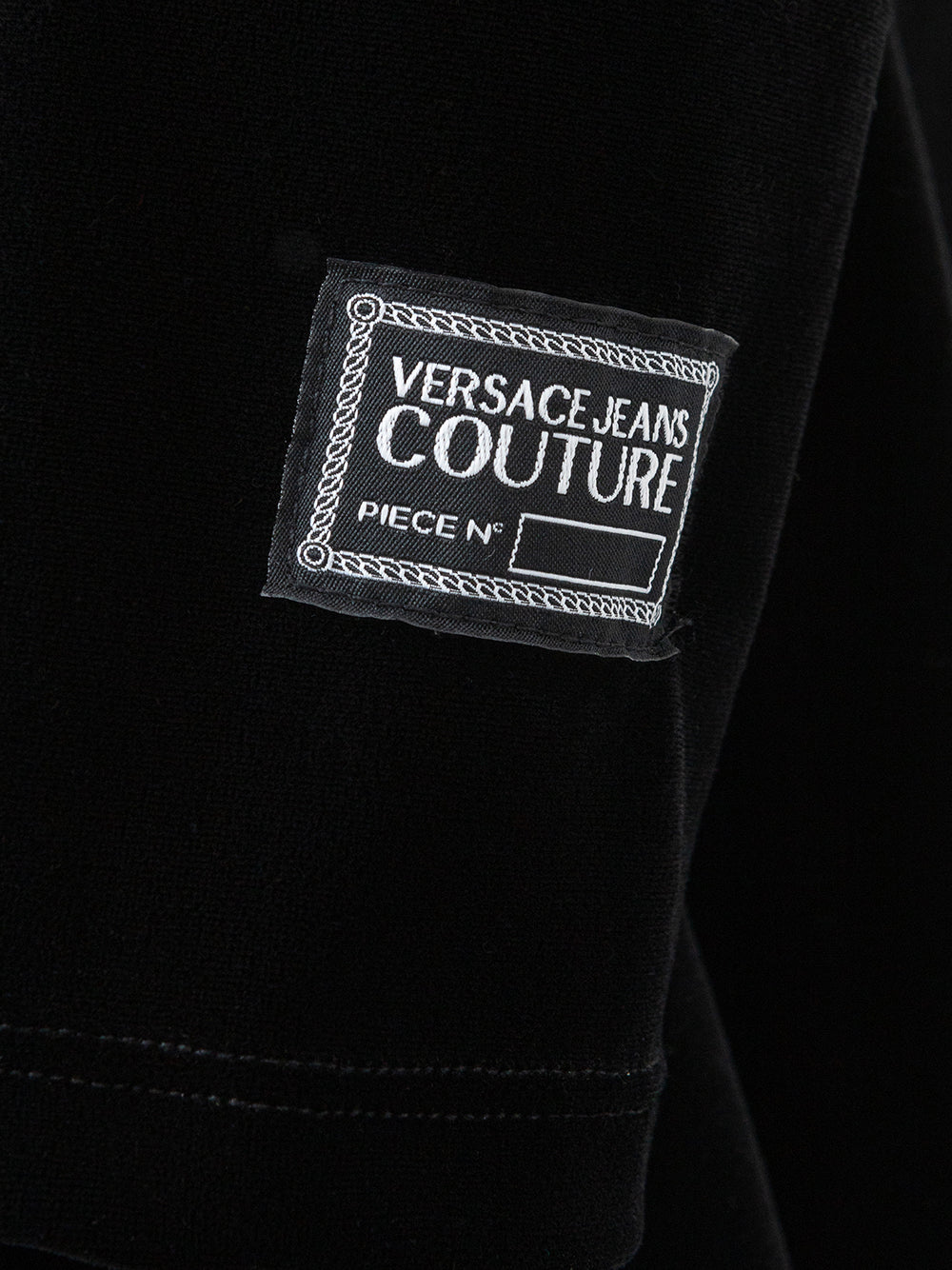 Vestido de terciopelo de Versace Jeans Couture