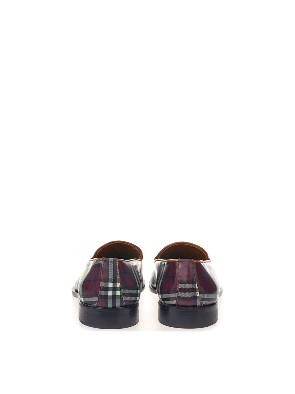 Lilafarbener Burberry-Loafer mit Karomuster