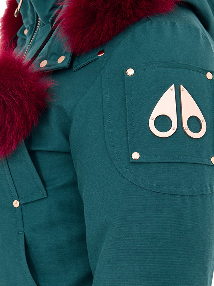 Giubbino Bomber Imbottito in Verde Petrolio con Pompom Moose Knuckles