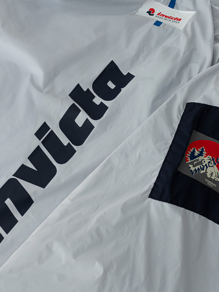 Cortavientos azul Invicta