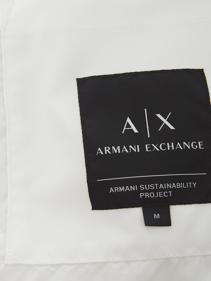 Weiße wattierte Jacke von Armani Exchange