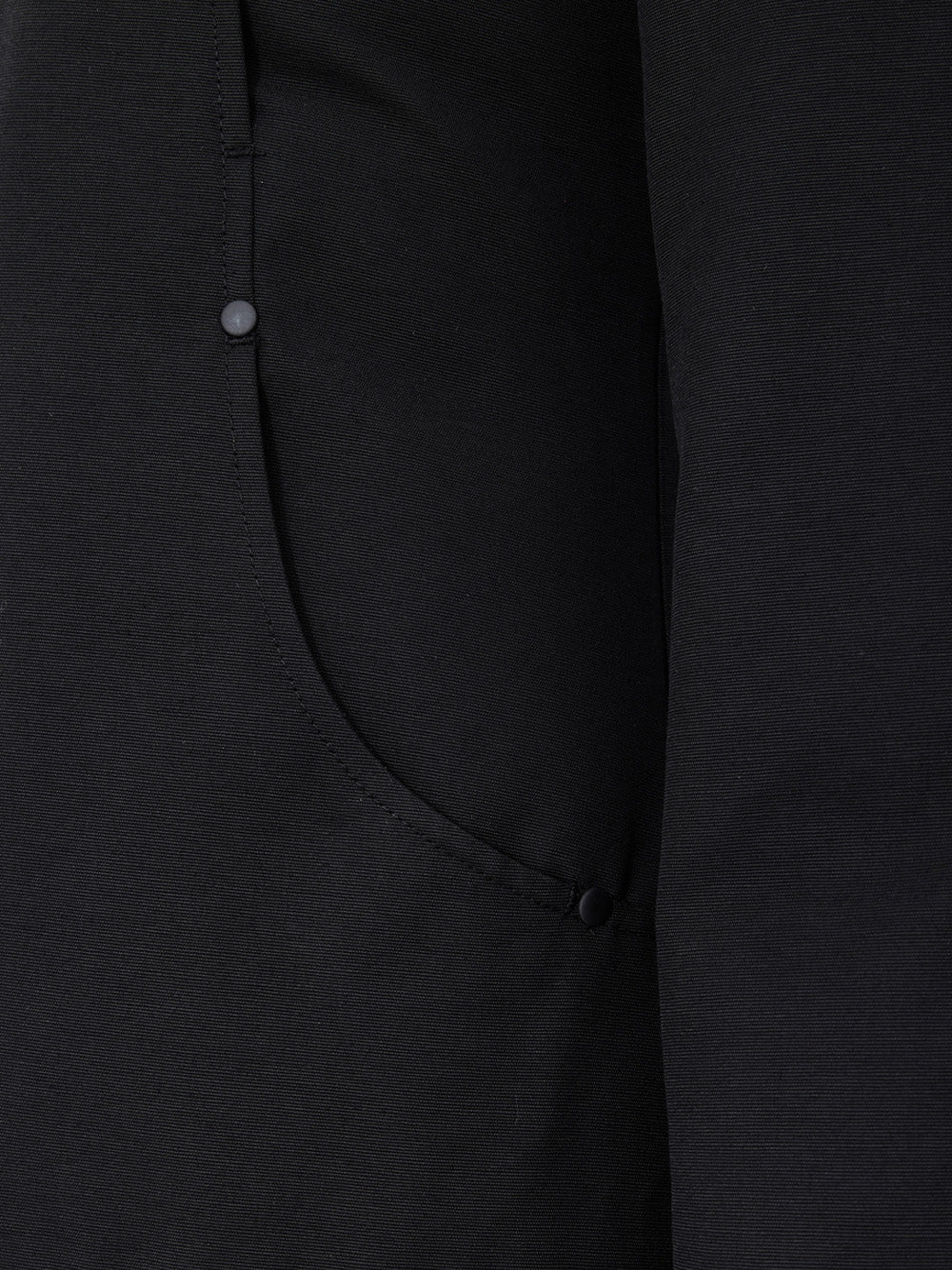 Parka in Tessuto con Cappuccio e Pelliccia Moose Knuckles